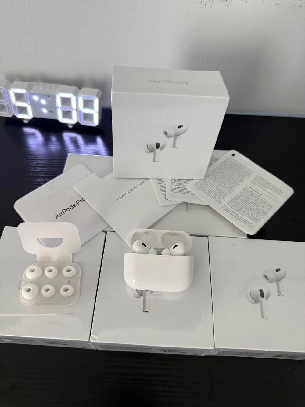Apple White AirPods Pro with Charging Case and Extra Ear Tips (White)